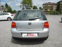 Usata VW Golf IV 101 CV (74 kW) 2003 Grigio Berlina