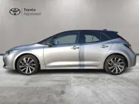 Usata Toyota Corolla Style 184 CV (135 kW) 2022 Precious silver & black Berlina