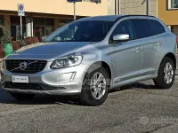 Usado Volvo XC60 Business Edition 190 CV (139 kW) 2016 Gris SUV