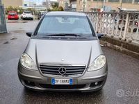 Käytetty Mercedes A150 Classic 95 HP (69 kW) 2007 Harmaa Sedan