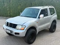 Usata Mitsubishi Pajero 164 CV (120 kW) 2000 Grigio SUV