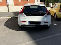 Second-hand Volvo V40 115 CP (84 kW) 2013 Alb Break