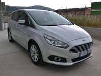 Usata Ford S-MAX Titanium S 150 CV (110 kW) 2017 Argento Monovolume