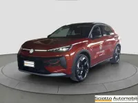 Nuova VW T-Roc Style 116 CV (85 kW) 2026 Flame red SUV