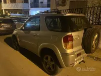 Usata Toyota RAV4 150 CV (110 kW) 2002 Grigio SUV