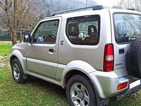 Usata Suzuki Jimny 86 CV (63 kW) 2006 Argento SUV