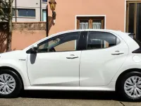 Usata Toyota Yaris Hybrid Business Edition 92 CV (67 kW) 2022 Bianco Berlina