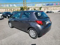 Begagnad Toyota Yaris Active 90 HK (66 kW) 2014 Grå Halvkombi