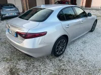 Używany Alfa Romeo Giulia 150 KM (110 kW) 2018 Szary Sedan/Limuzyna