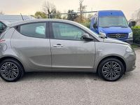 Usata Lancia Ypsilon S 69 CV (50 kW) 2022 Grigio Utilitaria