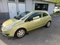 Usata Opel Corsa 80 CV (58 kW) 2007 Utilitaria