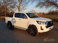 Usata Toyota HiLux 150 CV (110 kW) 2021 Bianco Pick-up