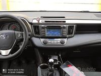 Usata Toyota RAV4 Active 123 CV (90 kW) 2014 Argento SUV