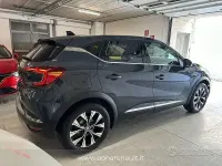 Usado Renault Captur Techno 100 CV (73 kW) 2023 Azul SUV