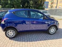 Usata Lancia Ypsilon Silver 85 CV (62 kW) 2014 Blu Utilitaria