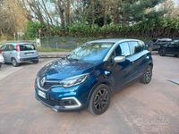 Käytetty Renault Captur Bose Edition 110 HP (80 kW) 2018 Sininen Katumaasturi