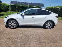 Usata Tesla Model Y RWD 125 kW (170 CV) 2024 Bianco SUV