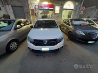 Usata Dacia Sandero Lauréate 90 CV (66 kW) 2017 Bianco Berlina