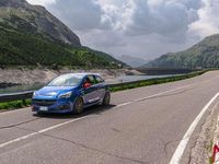 Usata Opel Corsa Edition 211 CV (155 kW) 2015 Utilitaria