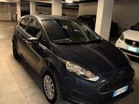 Usata Ford Fiesta 80 CV (58 kW) 2015 Nero Utilitaria