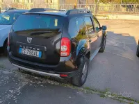 Usata Dacia Duster Lauréate 105 CV (77 kW) 2013 Nero SUV