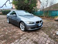 Usata BMW 325 170 CV (125 kW) 2008 Grigio Coupé