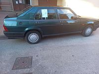 Usata Alfa Romeo 75 110 CV (80 kW) 1991 Verde Berlina