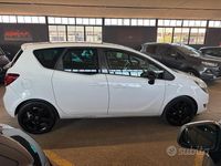 Usata Opel Meriva Cosmo 120 CV (88 kW) 2015 Bianco Monovolume