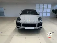 Usata Porsche Cayenne Platinum Edition 340 CV (250 kW) 2023 Grigio SUV