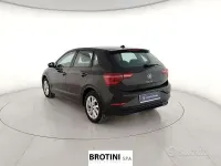 Usata VW Polo Style 95 CV (69 kW) 2025 Grigio Utilitaria