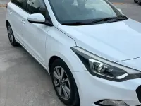 Usata Hyundai i20 75 CV (55 kW) 2017 Bianco Utilitaria