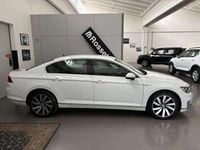 Usata VW Passat GTE 156 CV (114 kW) 2017 Bianco Berlina