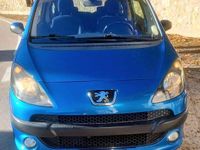 Usata Peugeot 1007 68 CV (50 kW) 2007 Blu/azzurro Monovolume