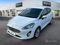Usata Ford Fiesta Titanium 85 CV (62 kW) 2018 Bianco Utilitaria