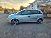 Usata Opel Meriva Enjoy 101 CV (74 kW) 2004 Grigio Monovolume