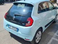 Usata Renault Twingo Zen 30 kW (42 CV) 2022 Blu/azzurro Utilitaria