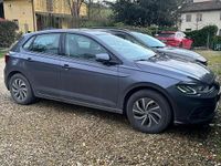 Usata VW Polo Life 95 CV (69 kW) 2022 Grigio Utilitaria
