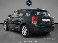 Usata Mini One Countryman 102 CV (75 kW) 2019 Verde SUV