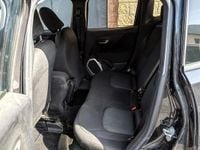 Używany Jeep Renegade 120 KM (88 kW) 2015 Czarny SUV