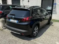 Usata Peugeot 2008 Allure 99 CV (72 kW) 2017 SUV