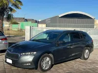 Käytetty Skoda Octavia Executive 116 HP (85 kW) 2021 Harmaa Farmari