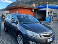 usata Opel Astra 2.0 CDTI DPF Sports Tourer Sport