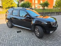 Usata Dacia Duster Black Shadow 114 CV (83 kW) 2017 Bluazzurro SUV