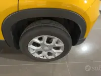 Usata Jeep Avenger Altitude 101 CV (74 kW) 2024 Giallo SUV