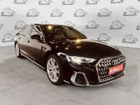 Usata Audi A8 Ambiente 286 CV (210 kW) 2023 Blu Berlina