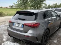 Begagnad Mercedes A35 AMG AMG Line Premium Plus 306 HK (225 kW) 2023 Grå Sedan