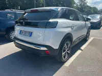 Usata Peugeot 3008 Allure 131 CV (96 kW) 2022 Bianco SUV