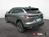 Usata Renault Clio Techno 200 CV (147 kW) 2023 Grigio Utilitaria