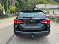 Usata Opel Astra 110 CV (80 kW) 2016 Nero Station wagon