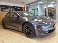 Usata Tesla Model 3 152 kW (208 CV) 2023 Grigio Berlina